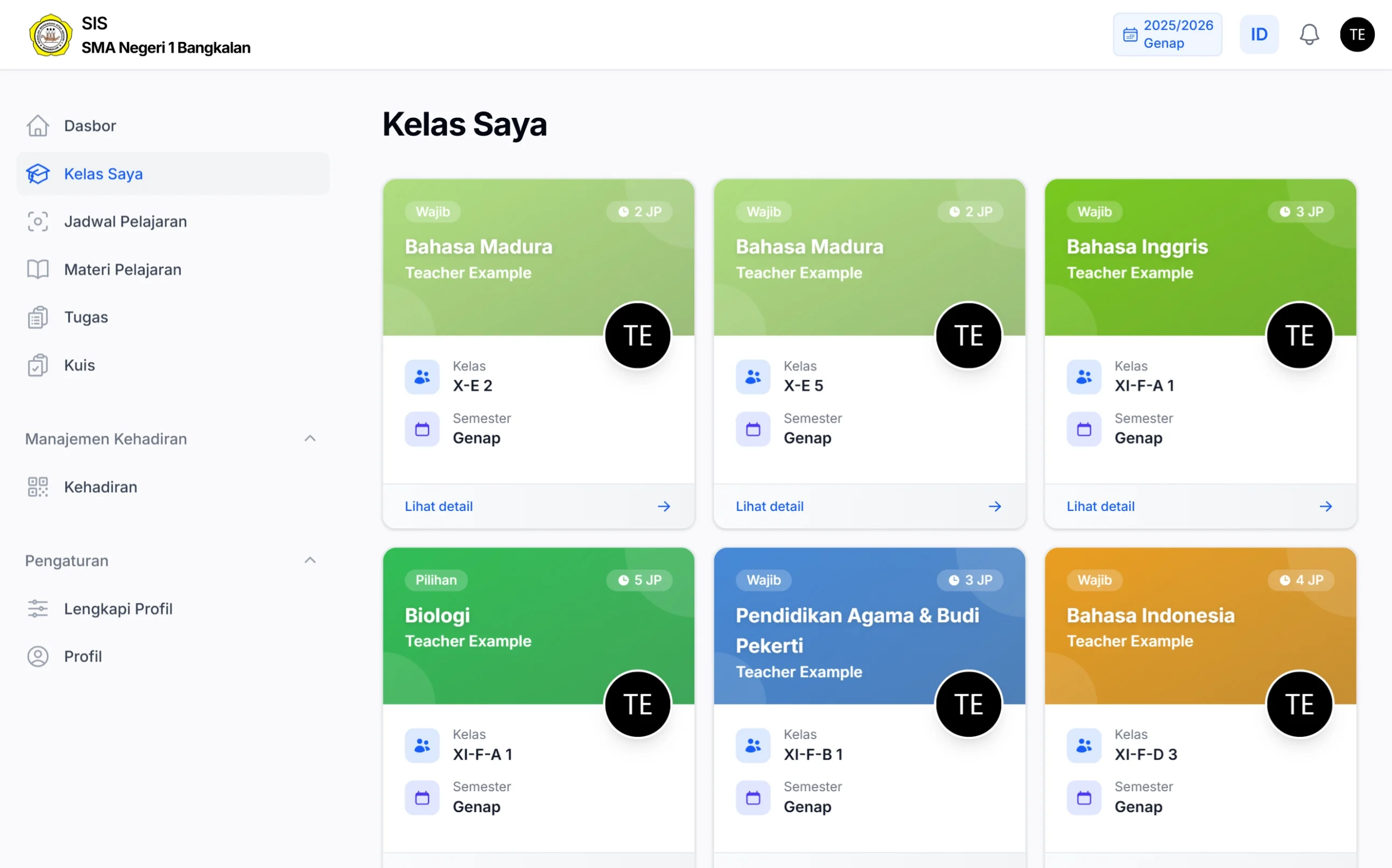 Tampilan halaman Kelas Saya pada SIS SMA Negeri 1 Bangkalan di layar laptop, menampilkan kartu daftar mata pelajaran yang diampu guru lengkap dengan informasi kelas, semester, jumlah jam pelajaran, dan status wajib atau pilihan.
